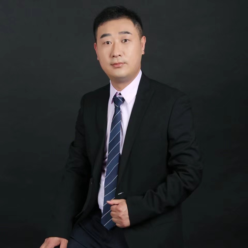 陈小伟