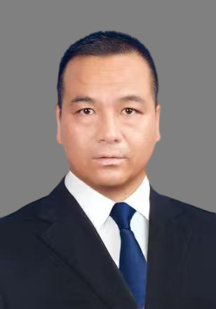 周凡